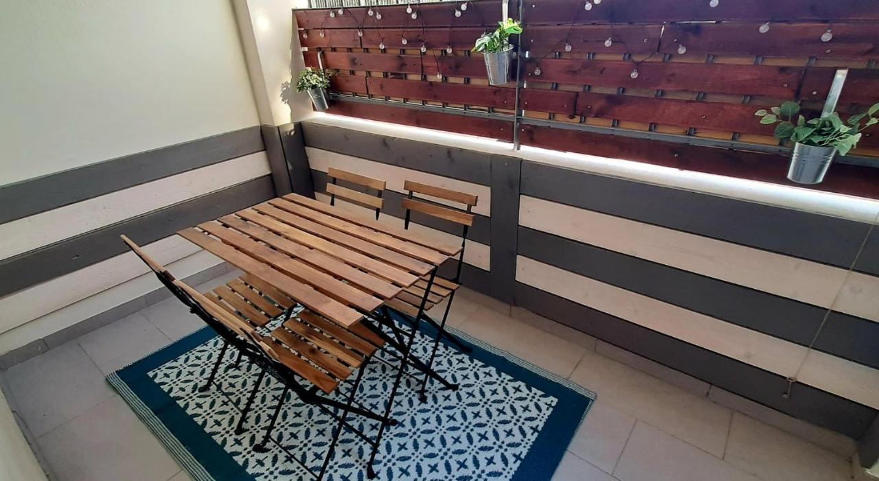 Appartement Avec Terrasse 土伦 外观 照片